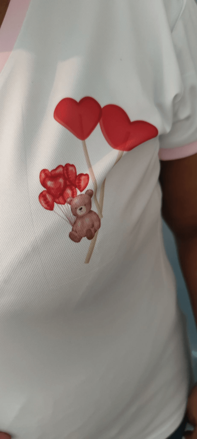 Article réalisé pour une cliente: Tee shirt femme - Saint Valentin 