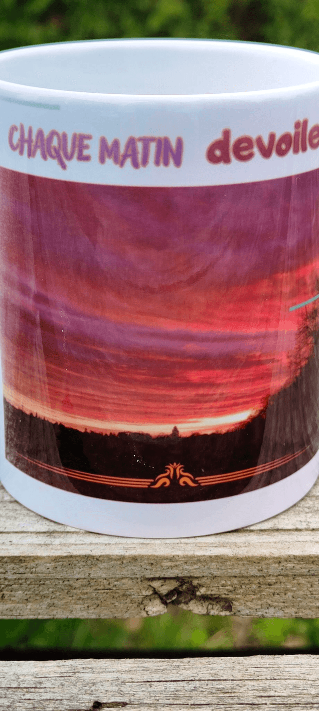 Tasse " Chaque matin dévoile ses promesses" - Print by Henry